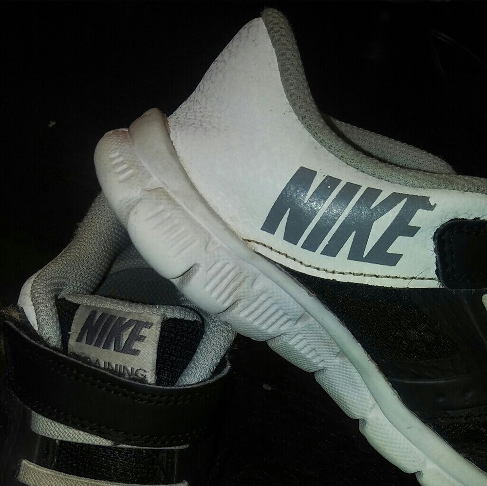 Nike toddler shoes